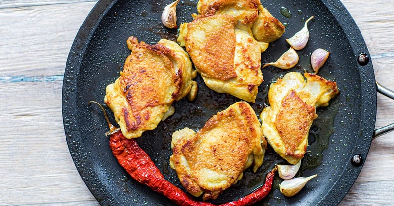 Poulet rôti aux herbes : la méthode simple pour un résultat parfait