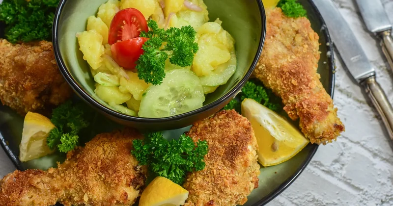 Faut-il cuire le poulet yassa au four ?